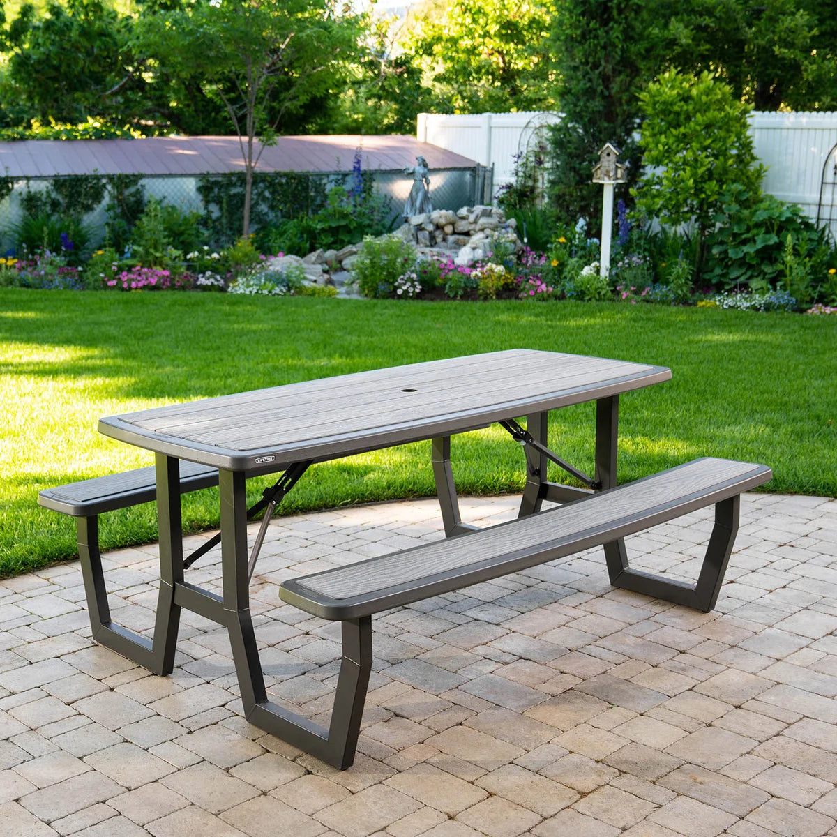 Lifetime 182.9 cm (6 ft.) Folding Picnic Table