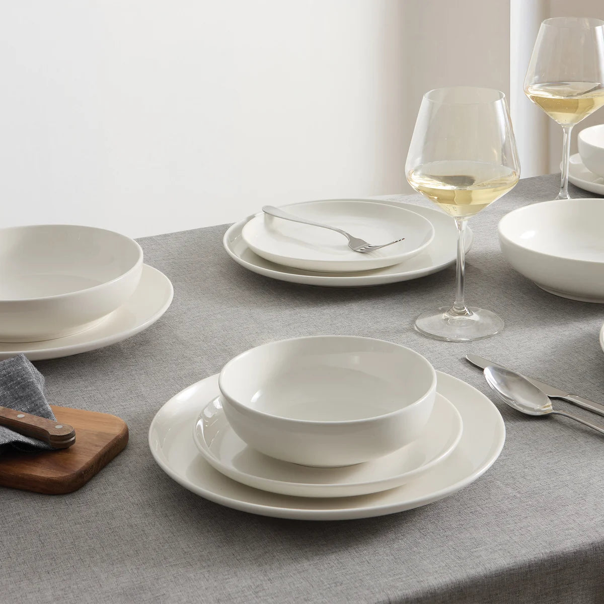 Home Inspiration by Safdie Porcelain Dinnerware Set, 16-pieces