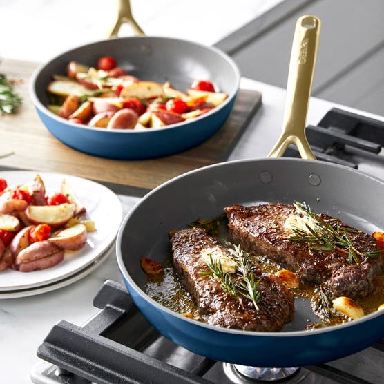 GreenPan GP5 Ceramic Non-Stick Cookware set with Gold Handles, 15-pieces