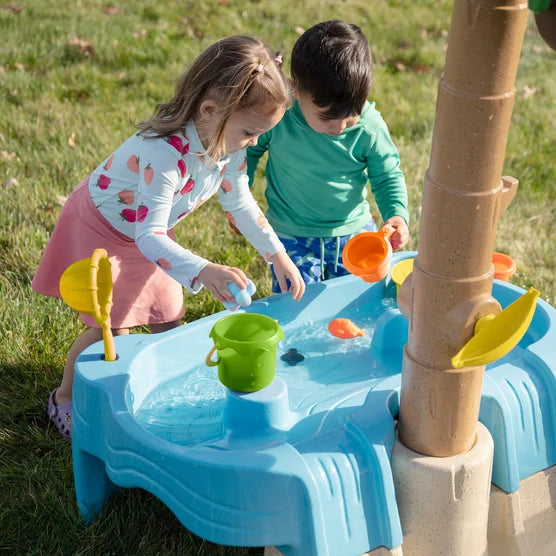 Step2 Tropical Splash Water Park