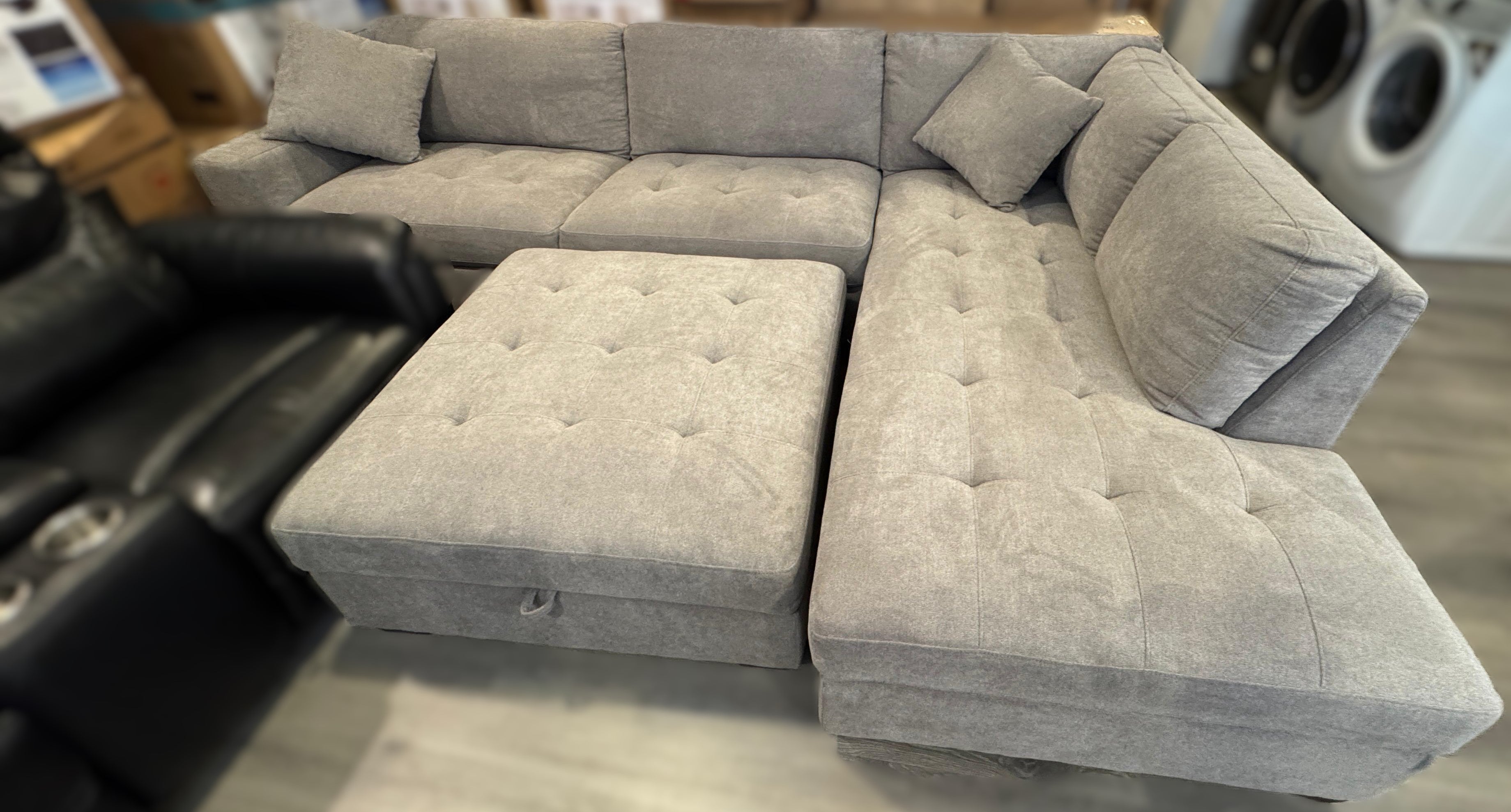 Thomasville Miles 3-piece Fabric Sectional with Storage Ottoman, Grey