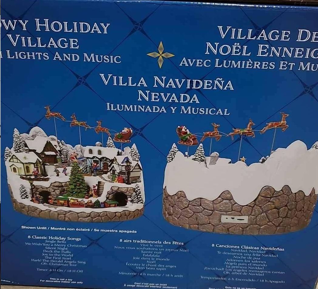 SNOWY HOLIDAY VILLAG