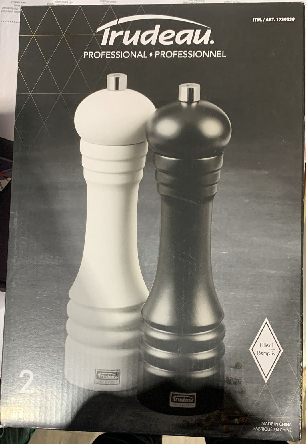 Trudeau 22.8 cm (9 in.) Salt and Pepper Mill Set