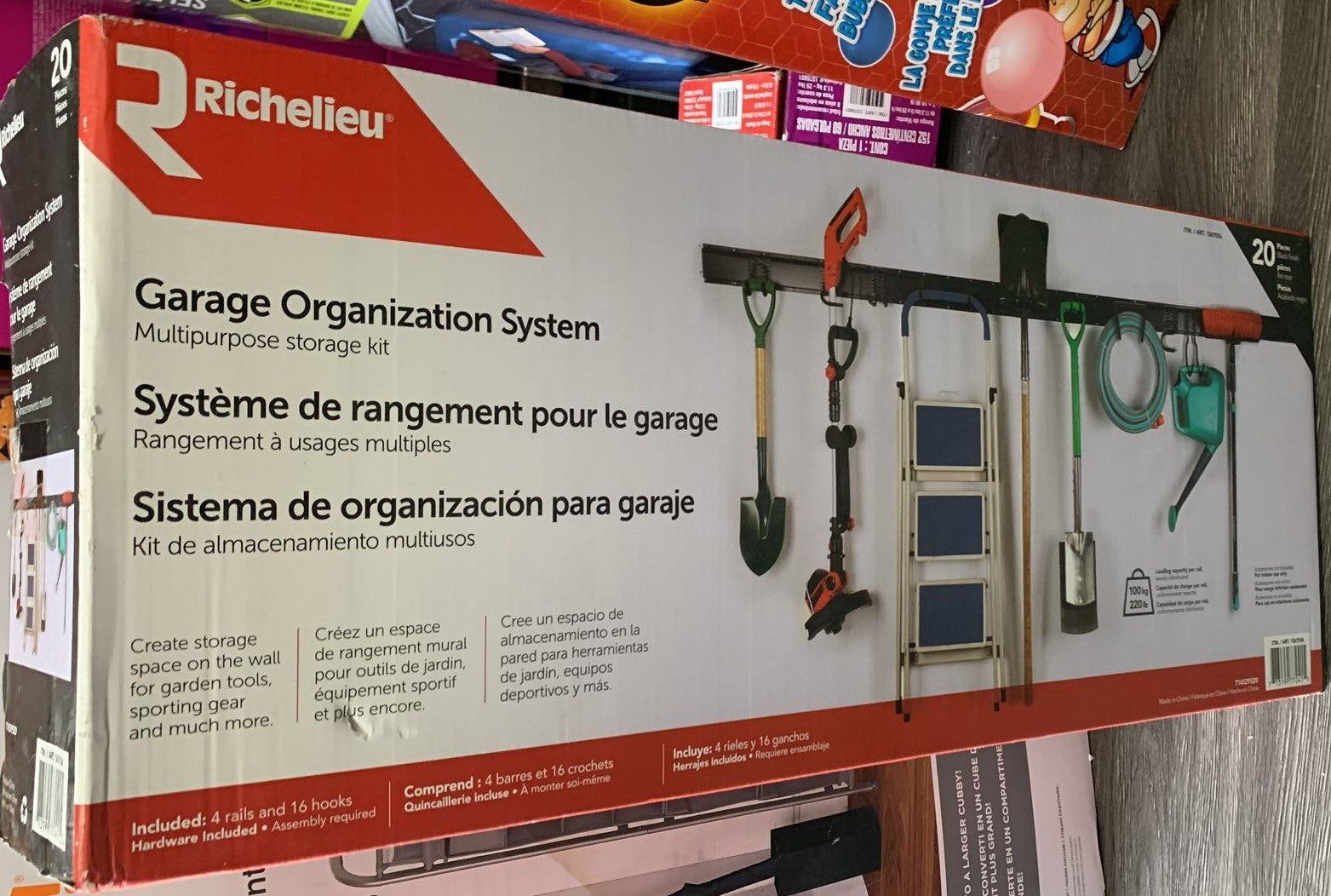 RICHELIEU 20 PIECE GARAGE ORGANIZER