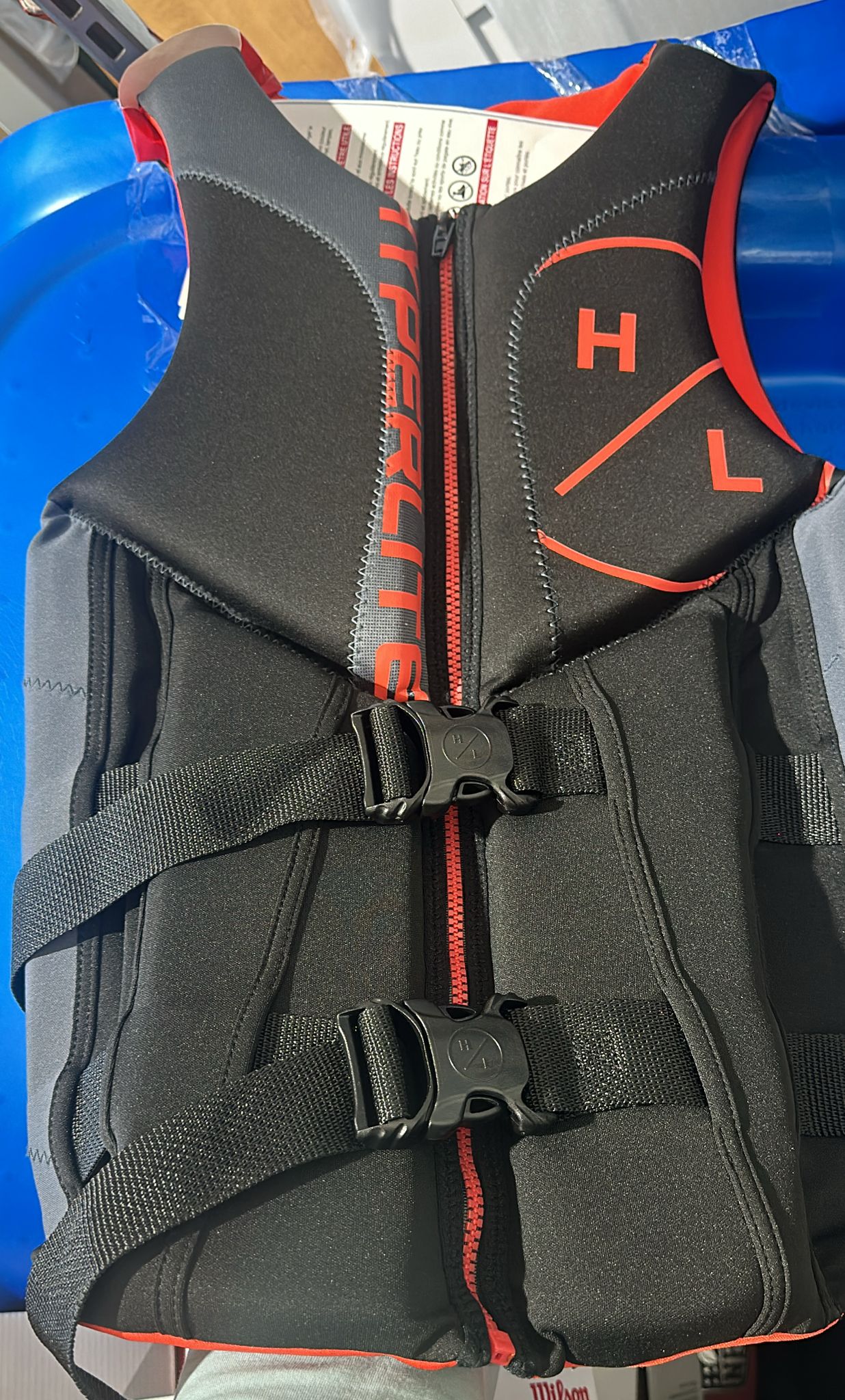 HYPERLITE MENS PFD SIZES M