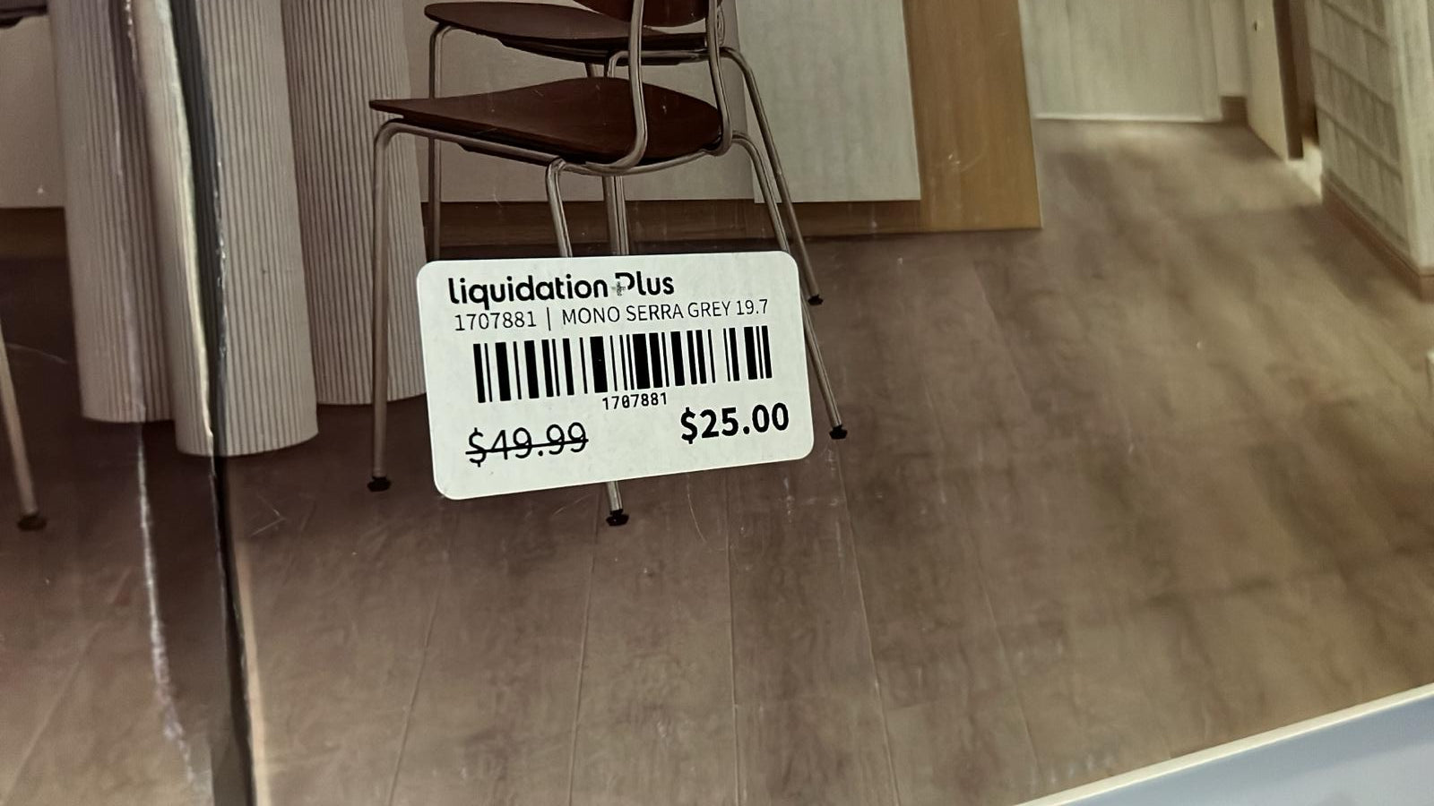 Mono Serra Luxuria Grey 15 cm (5.91 in.) SPC Vinyl Flooring