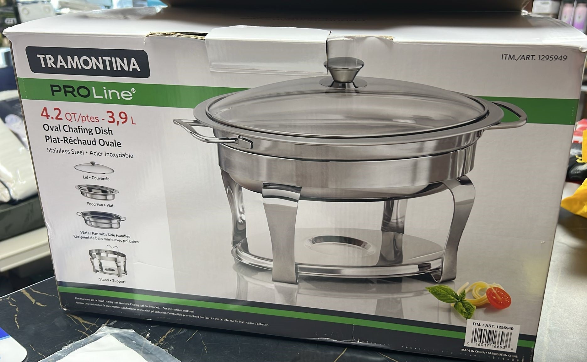 Tramontina Oval Chafing Dish 3.9 L (4.2 QT)