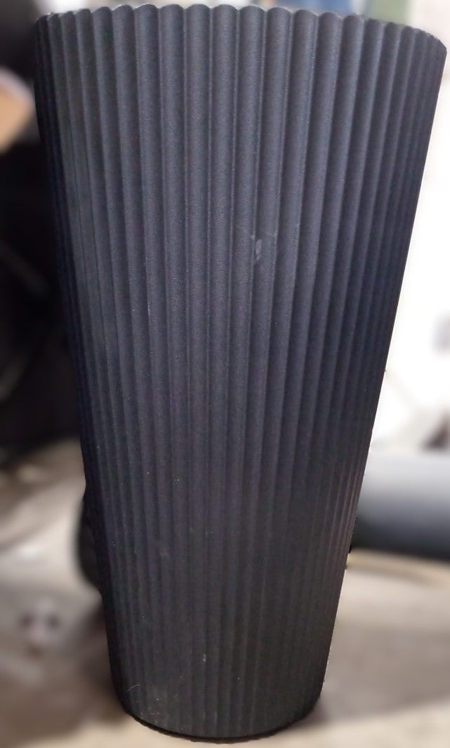 VERADEK DEMI TALL PLANTER 26 " ( 66cm )