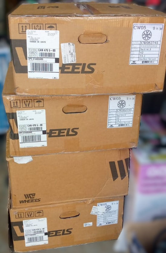 C-Wheels - CW05 - 18x8 - Gloss Black pack of 4 brand new