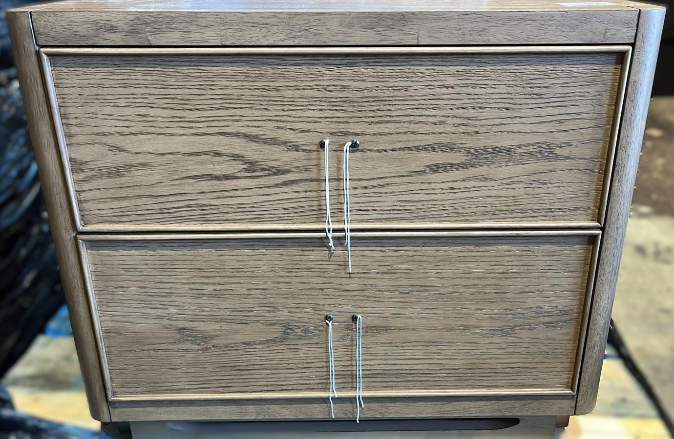 Flexsteel Vienna 2-drawer Nightstand