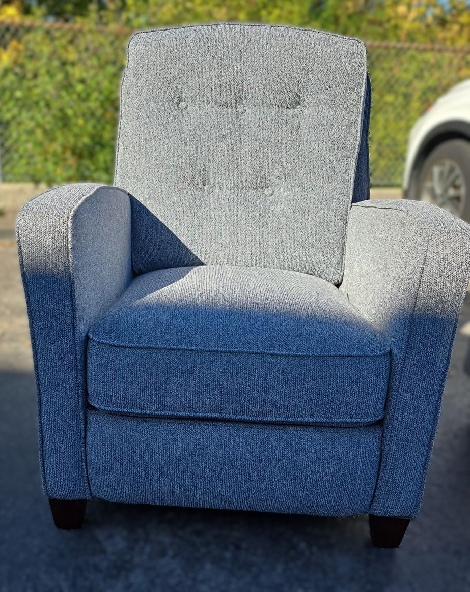 Fabric Pushback Recliner (Blue)