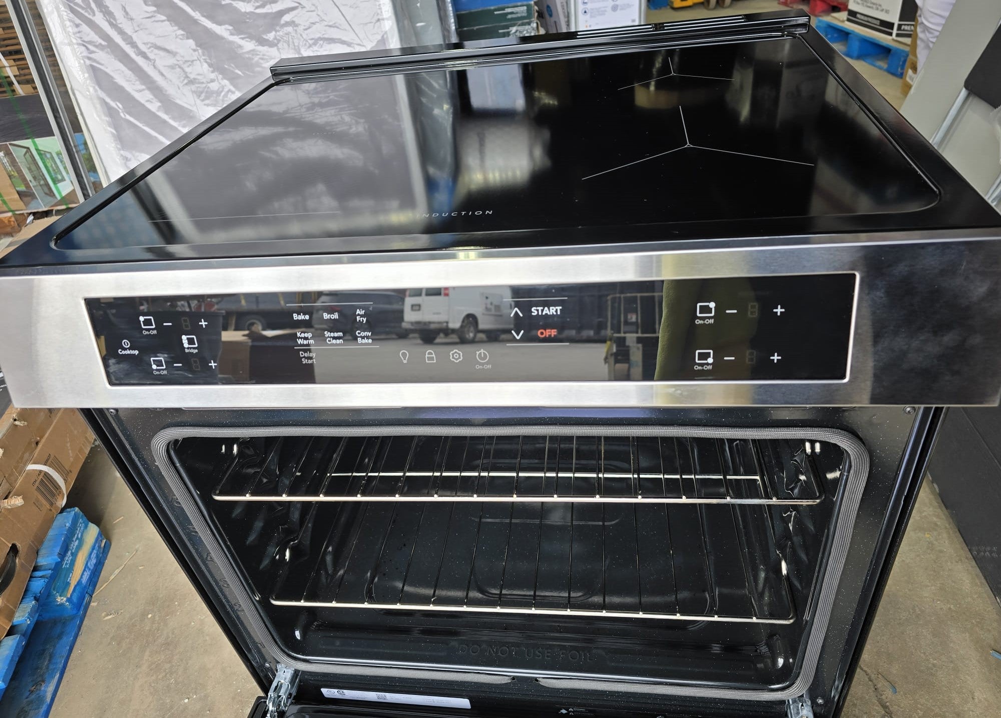 Frigidaire 30 in. 5.3 cu ft. Stainless Steel Freestanding Induction Front Control Range with Air Fry