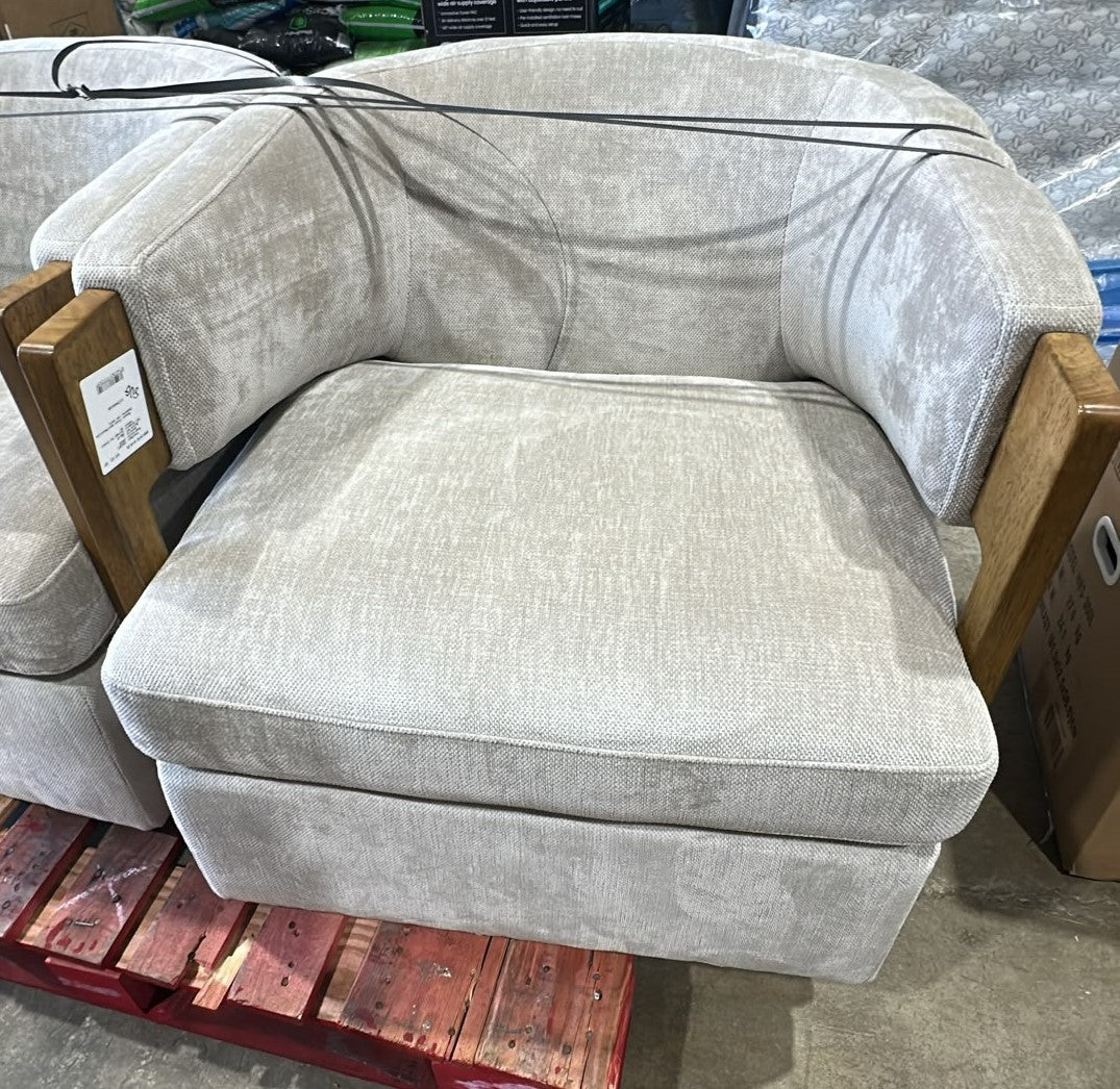Thomasville – Fabric Swivel Chair
