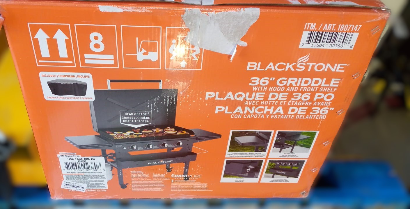 Blackstone 36” Omnivore Griddle with Hood and Soft Cover