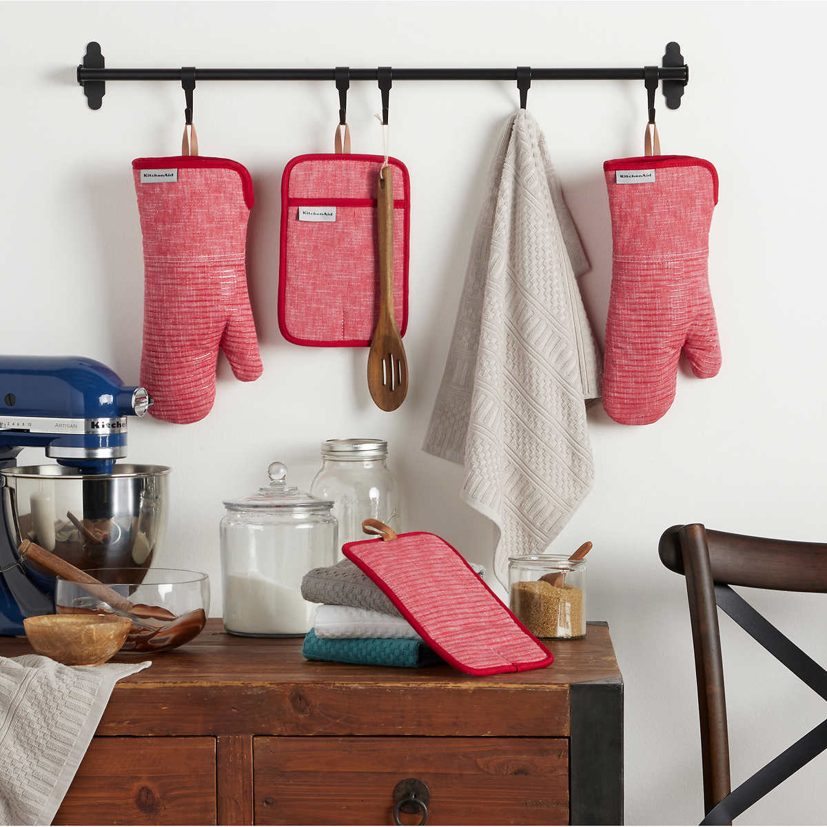KitchenAid 4-piece Oven Mitt and Potholder Set