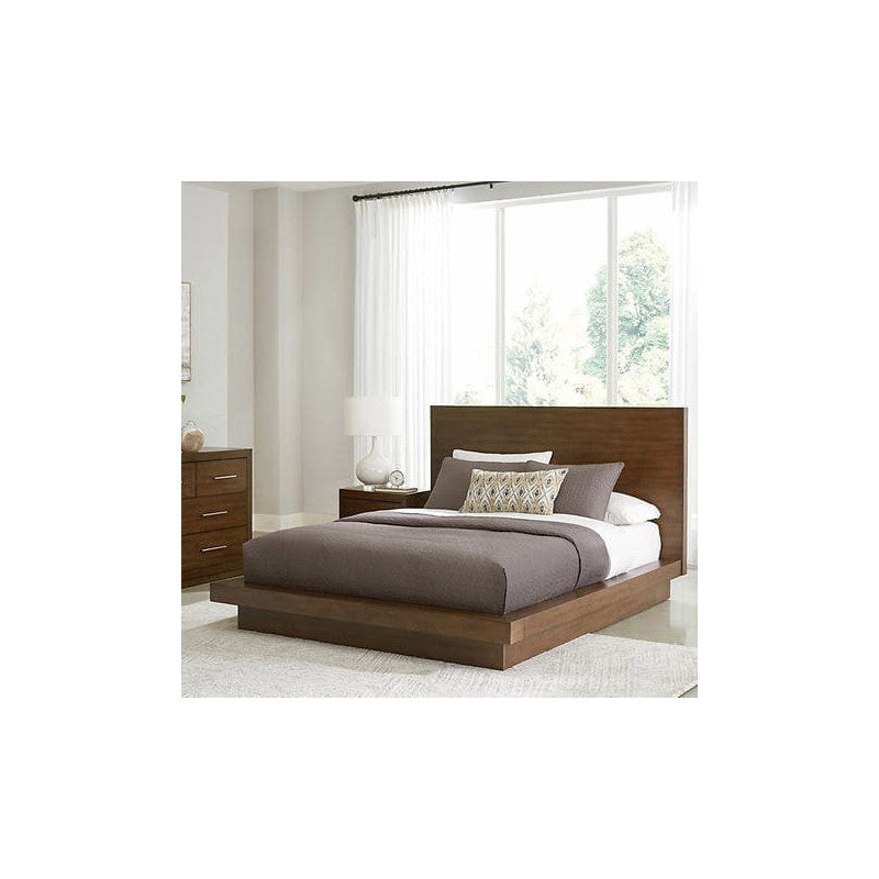 UNIVERSAL BROADMOORE PLATFORM QUEEN BED 2 BOXES