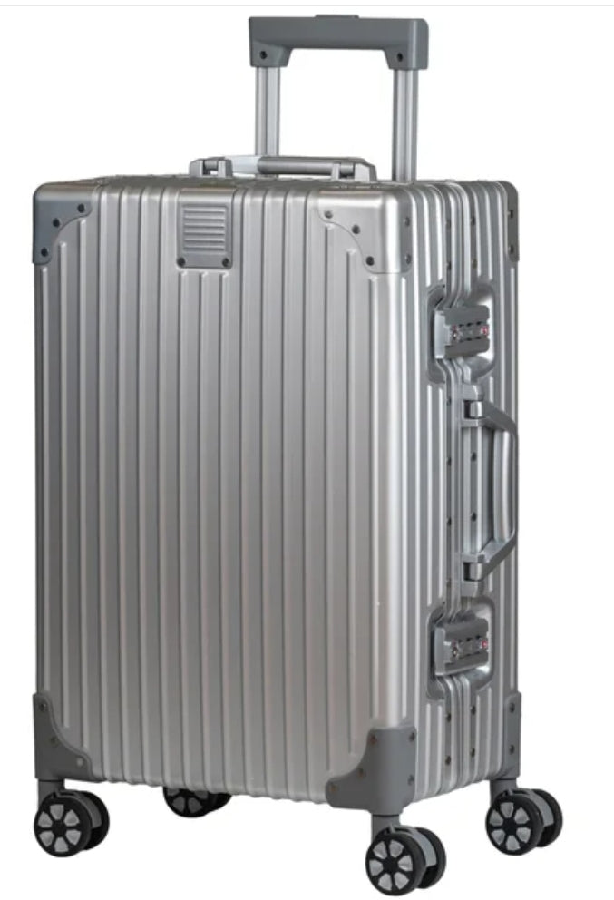 Champs Elite Collection Aluminum Carry-on
