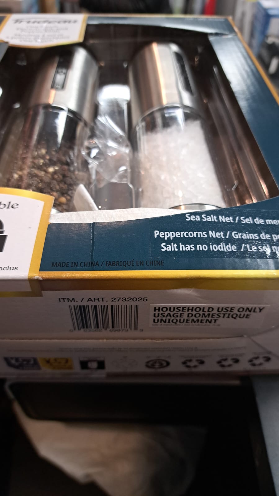 TRUDEAU SALT/PEPPER MILLS 2 PIECES