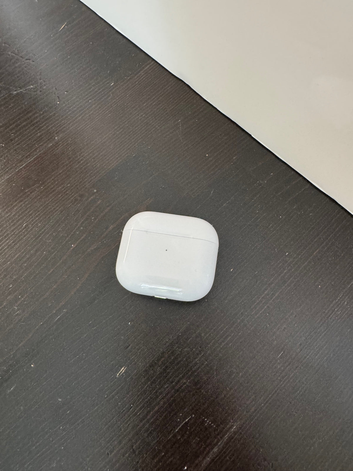 White Bluetooth Wireless Earbuds with Charging Case