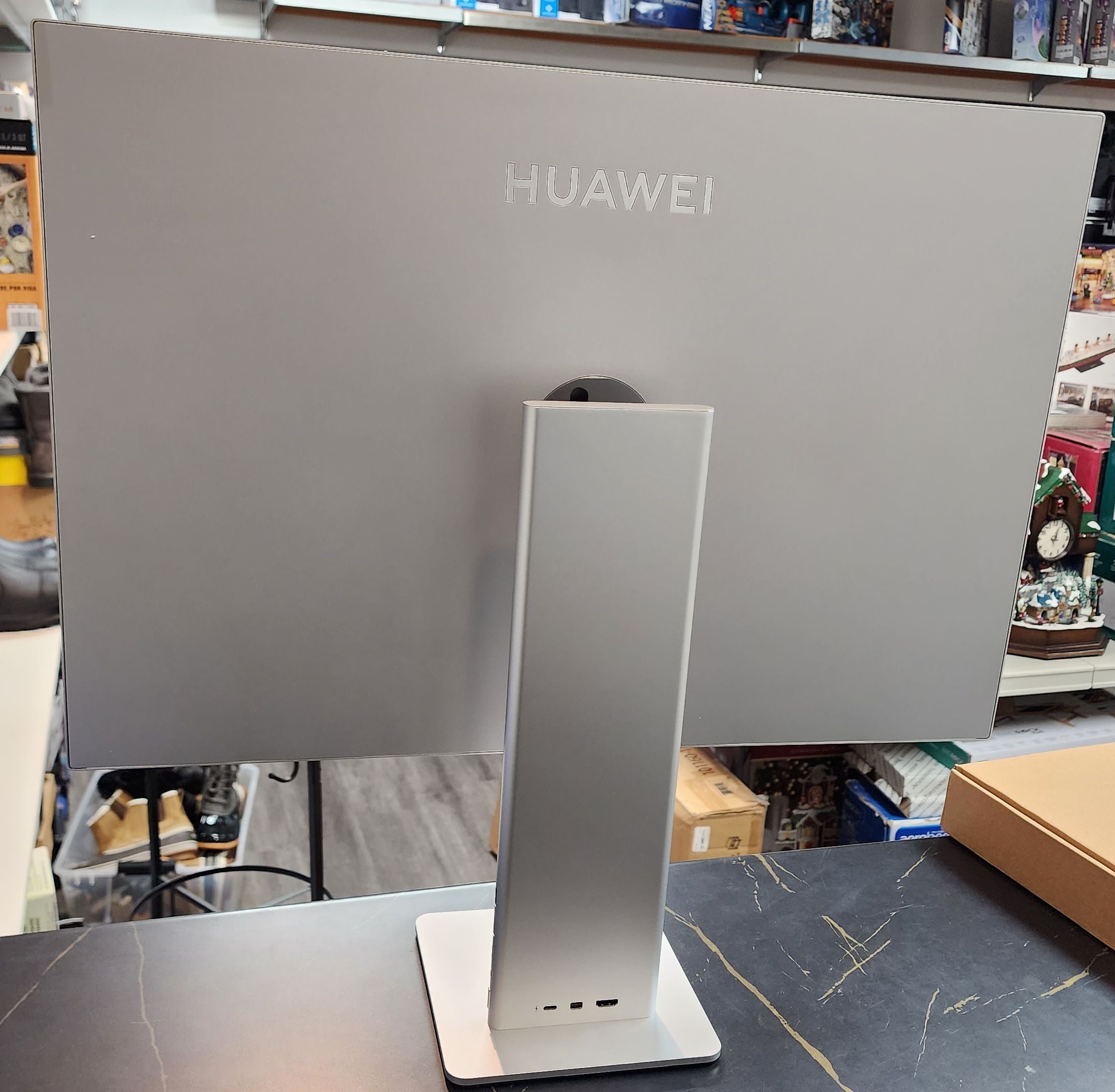 HUAWEI MATEVIEW 28.2