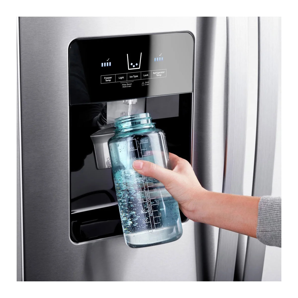 Whirlpool 33 in 21.4 cu ft. Side-by-Side Refrigerator with Exterior Ice and Water Dispenser (used)