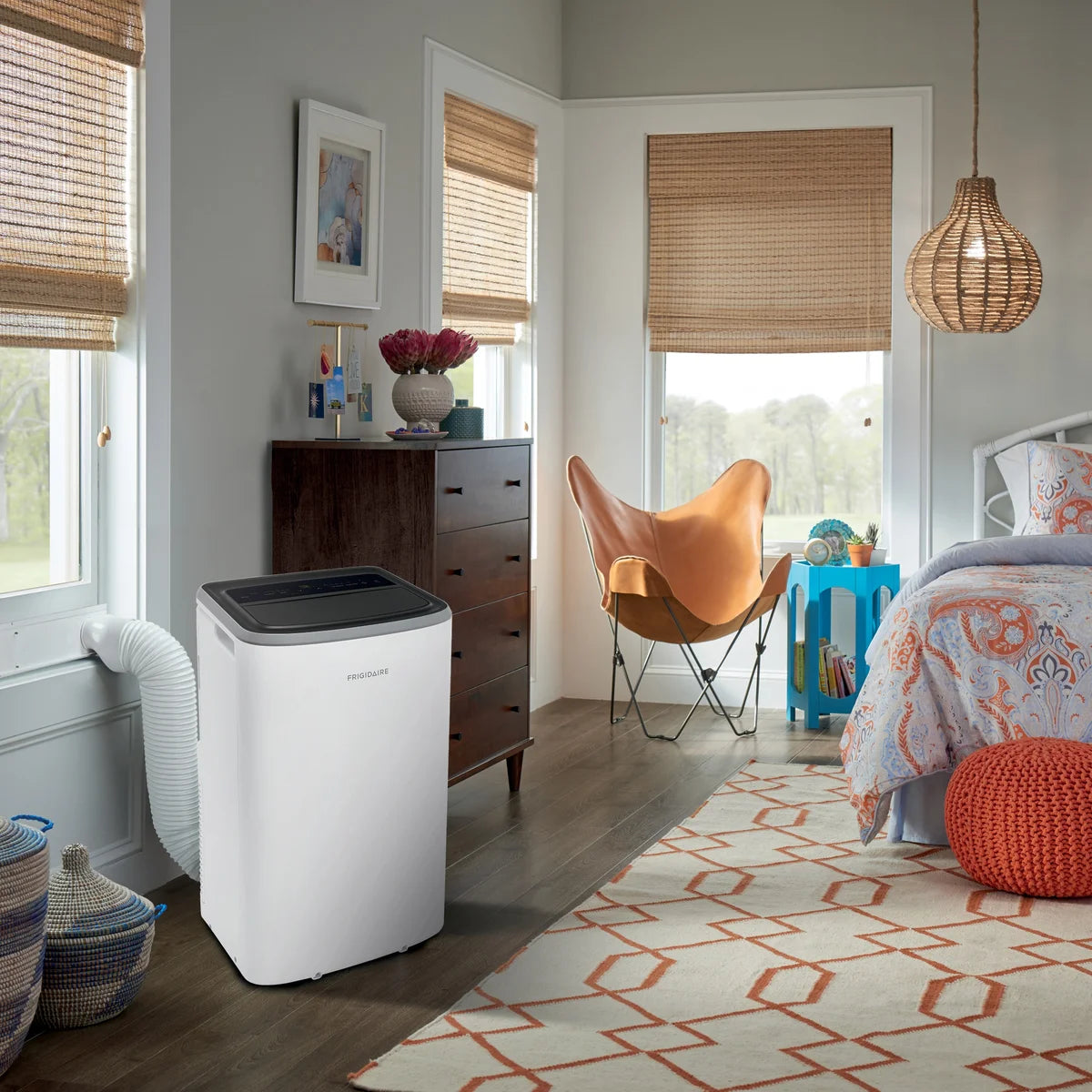 Frigidaire 8,000 BTU SACC Smart Portable Air Conditioner No box