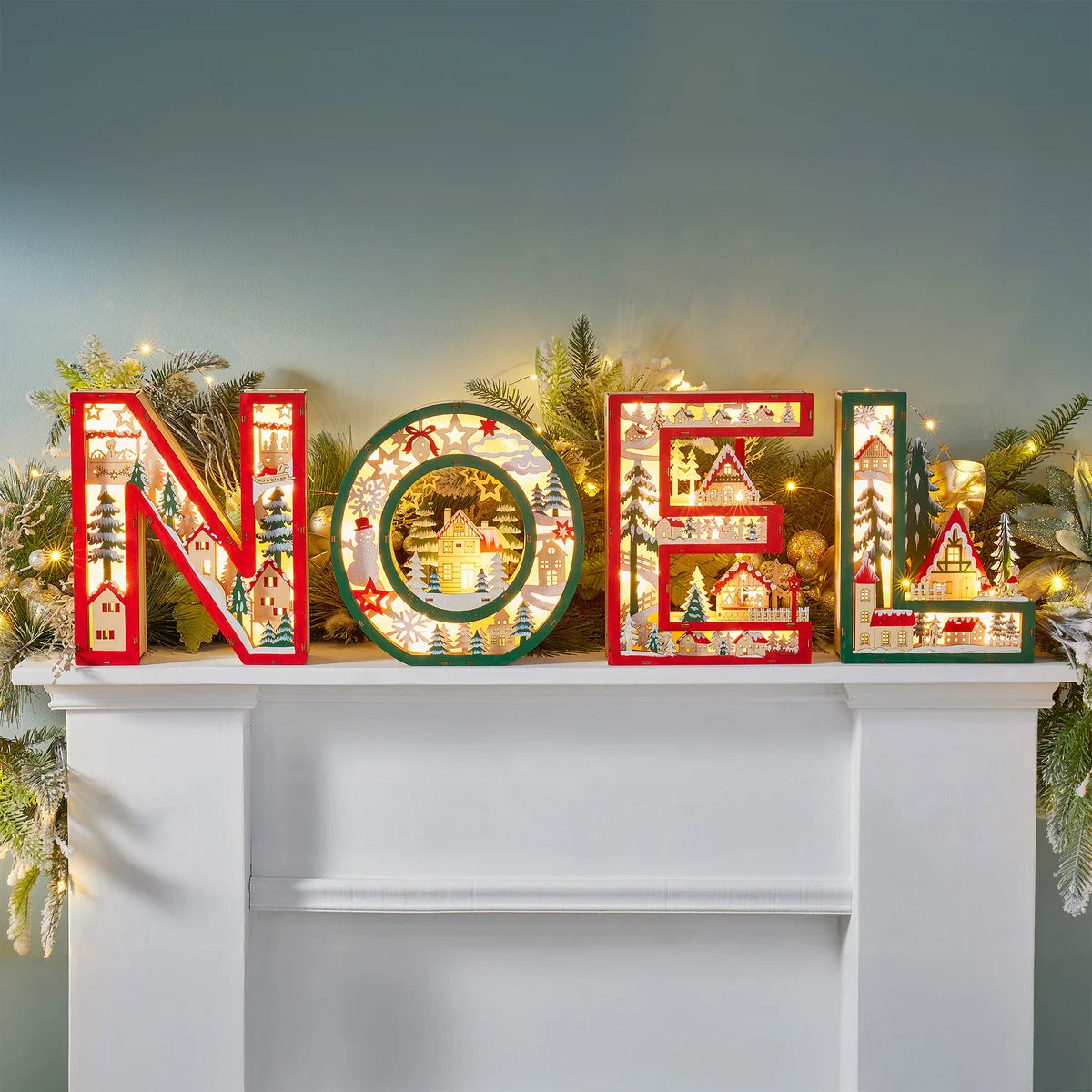 30 cm (18.8 in.) NOEL Wooden Letters