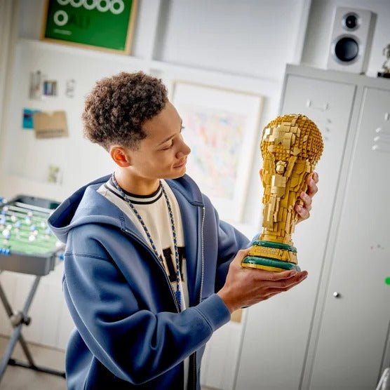 LEGO Editions FIFA World Cup Official Trophy 43020
