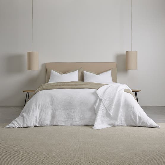 House & Home by Lynda Reeves European Collection - Cotton Waffle Throw