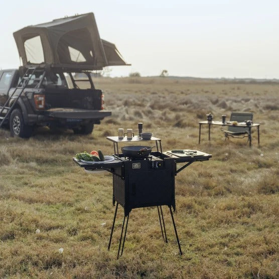 Wildland - Camping kitchen with stove