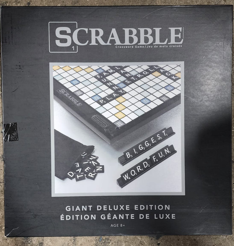 GIANT SCRABBLE DELUX