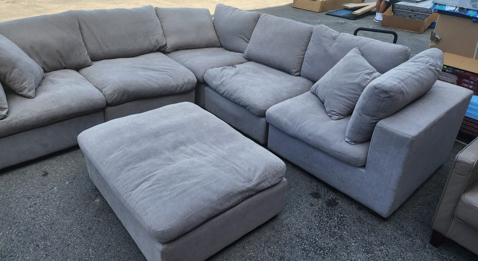 FABRIC LOUNGE SECTIONAL