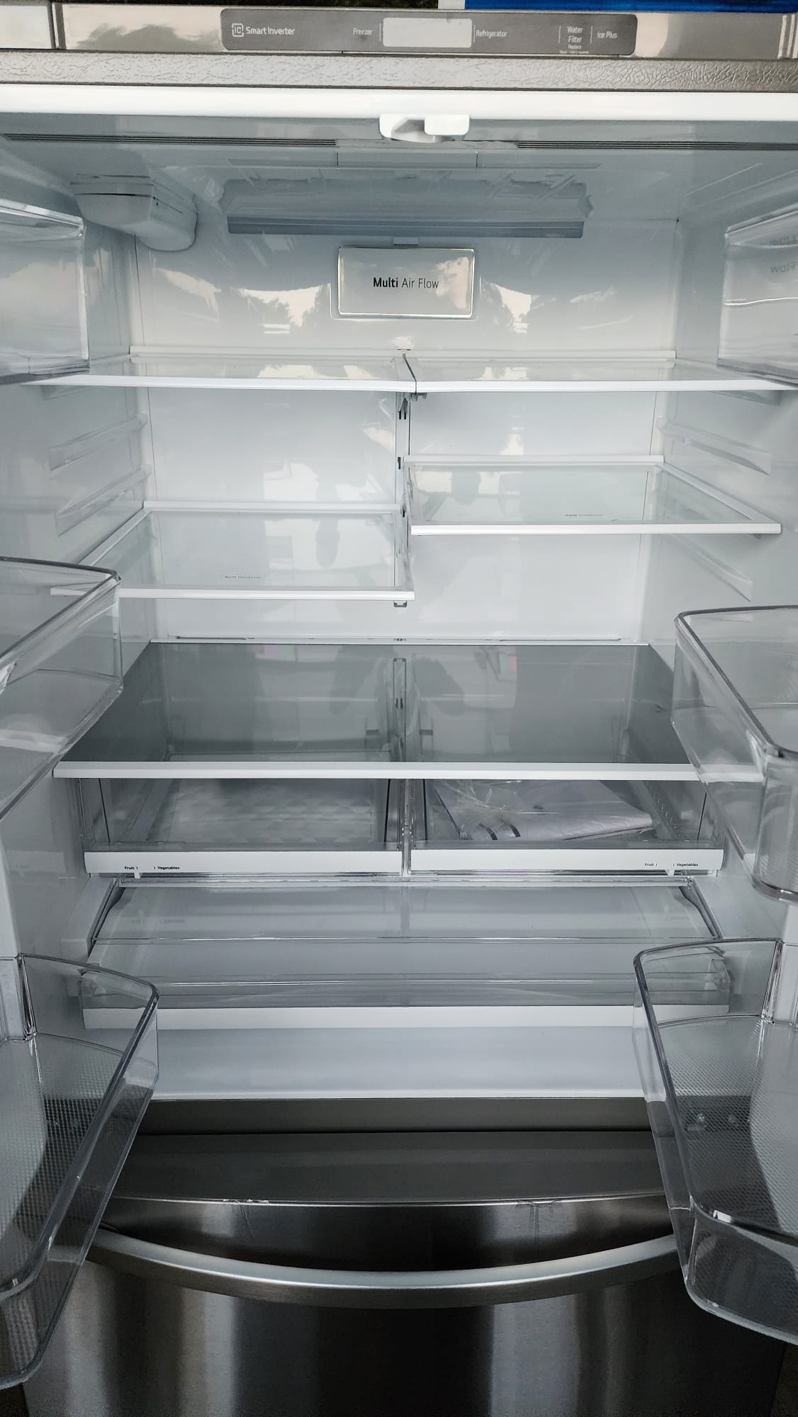 Dented LG 36 in. 29 cu. ft. Smudge-Resistant Stainless Steel French Door Refrigerator with Door Cooling+ Item, pictures might not be the same of actual product