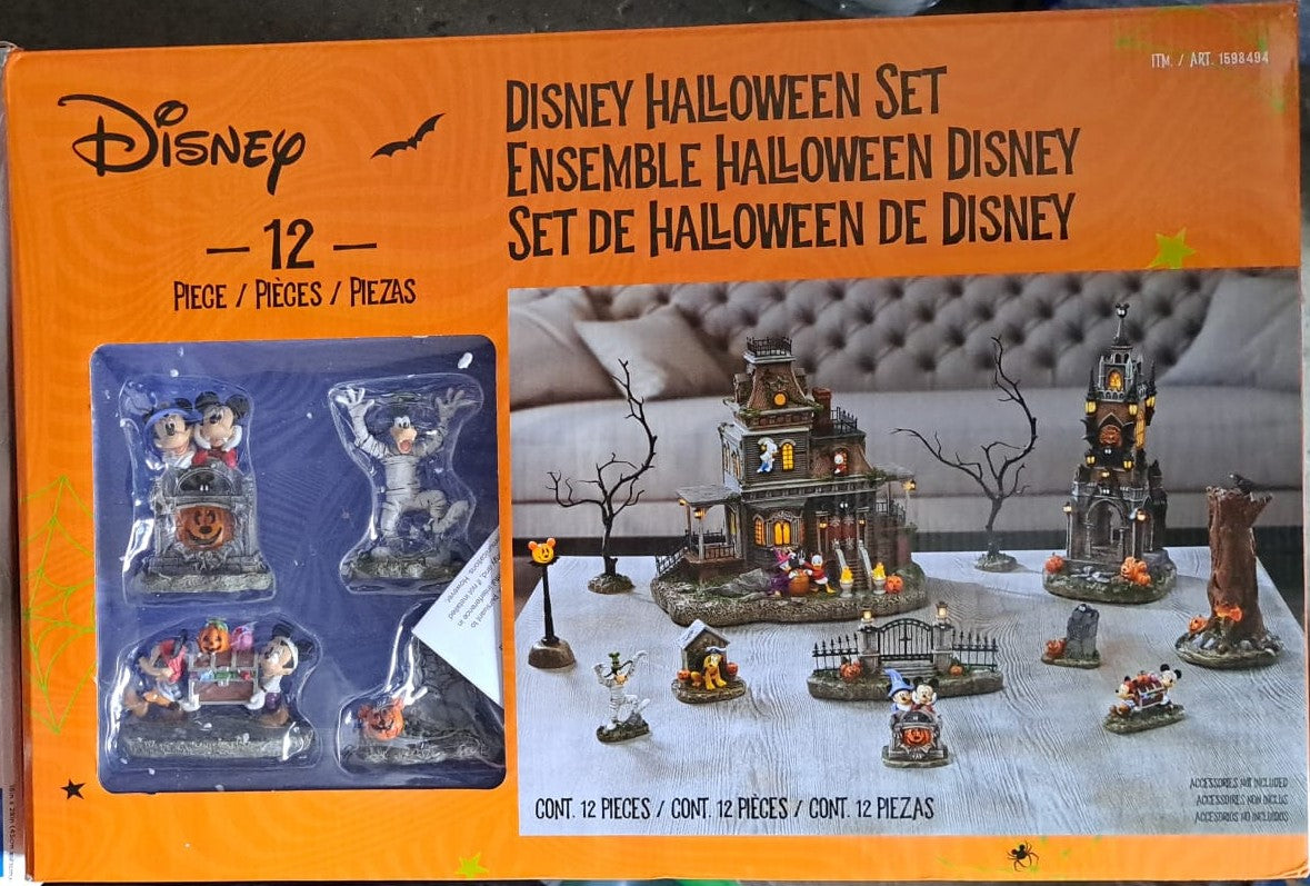 Disney Halloween Set 12 pieces