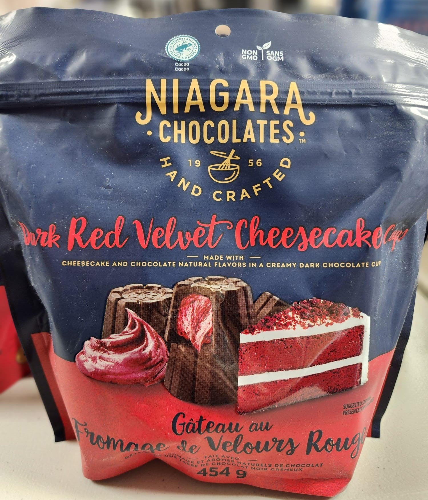 Niagara Chocolates Dark Red Velvet Cheesecake Cups, 454 g