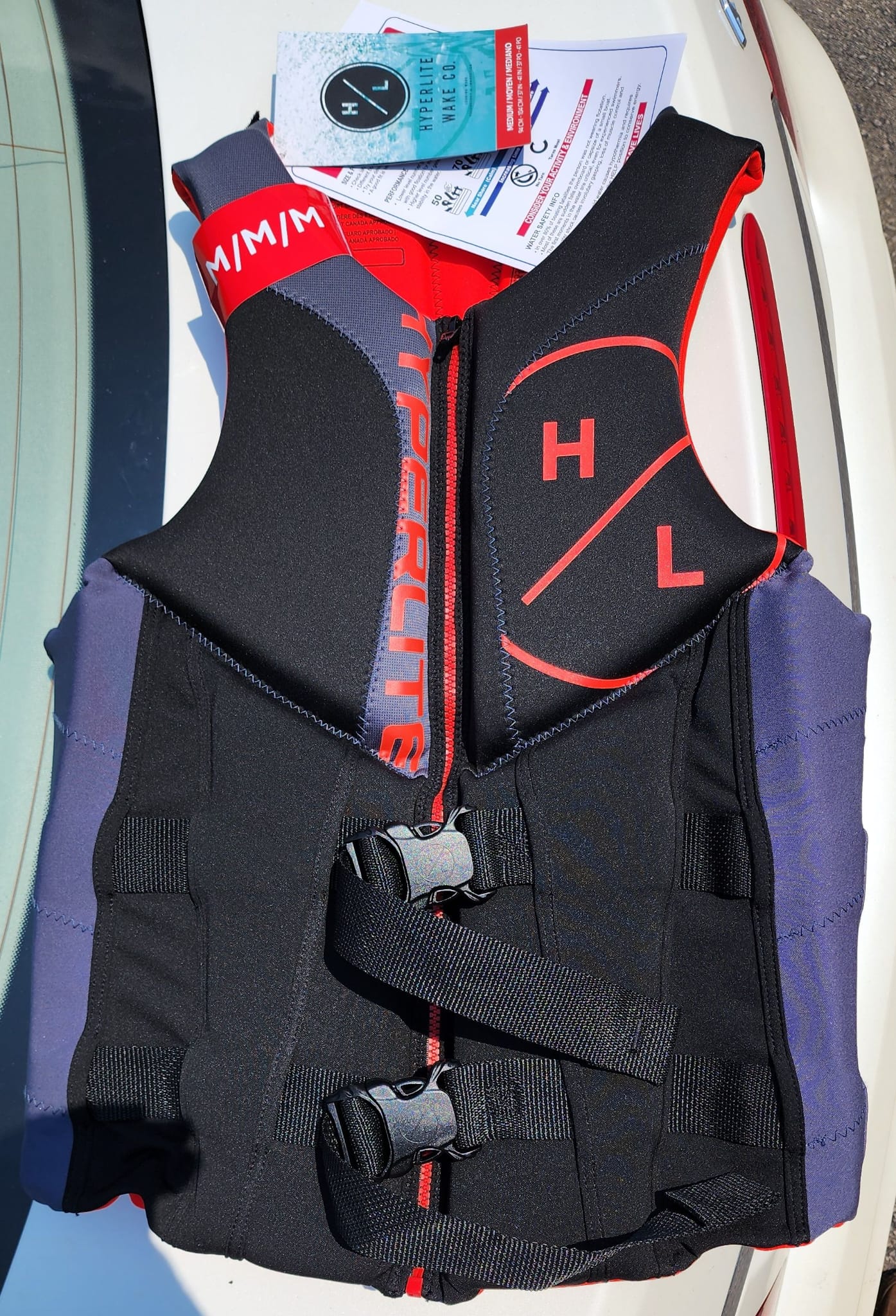 HYPERLITE MENS PFD SIZES M