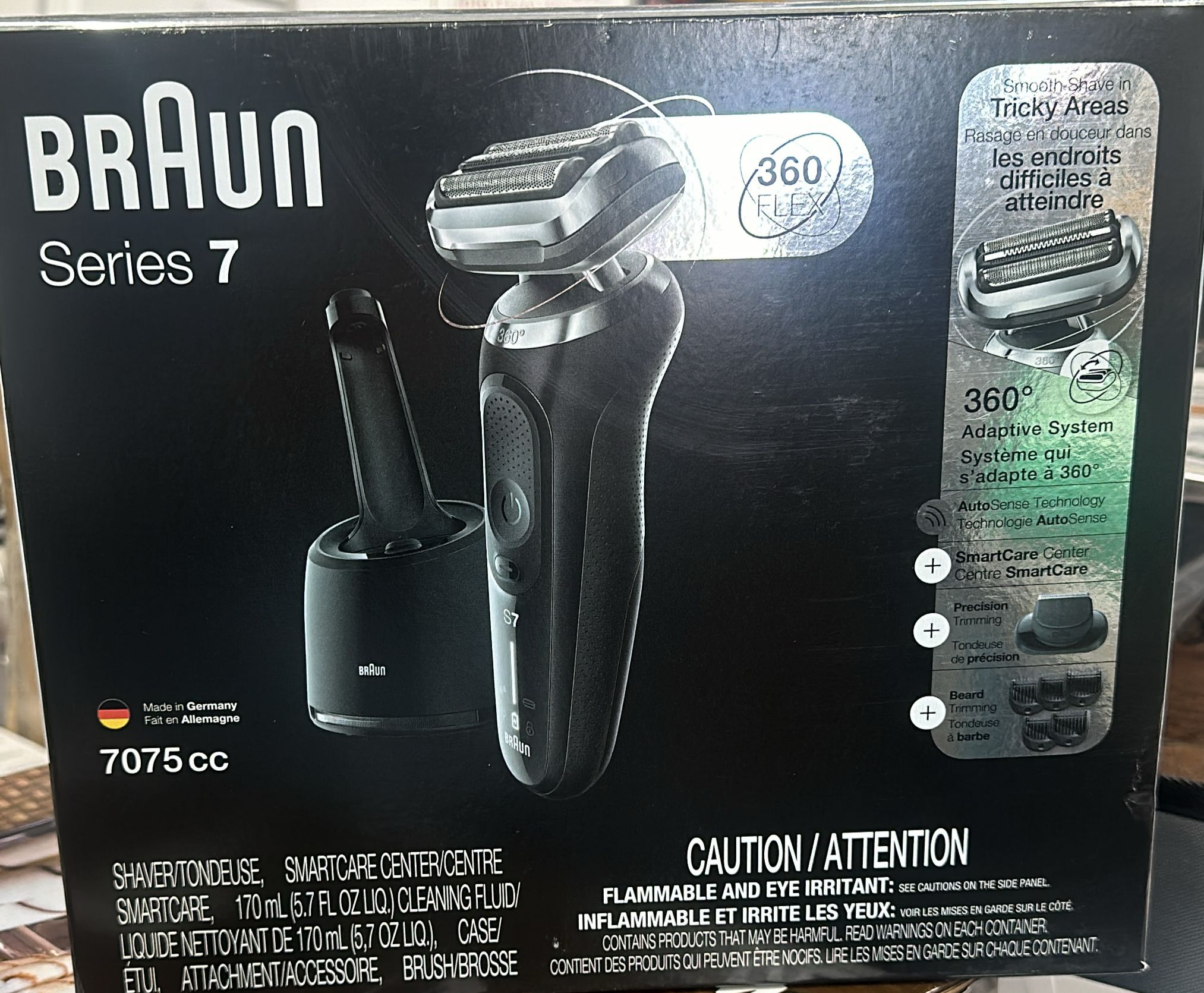 Braun 7075cc Series 7 Shaver with SmartCare Centre