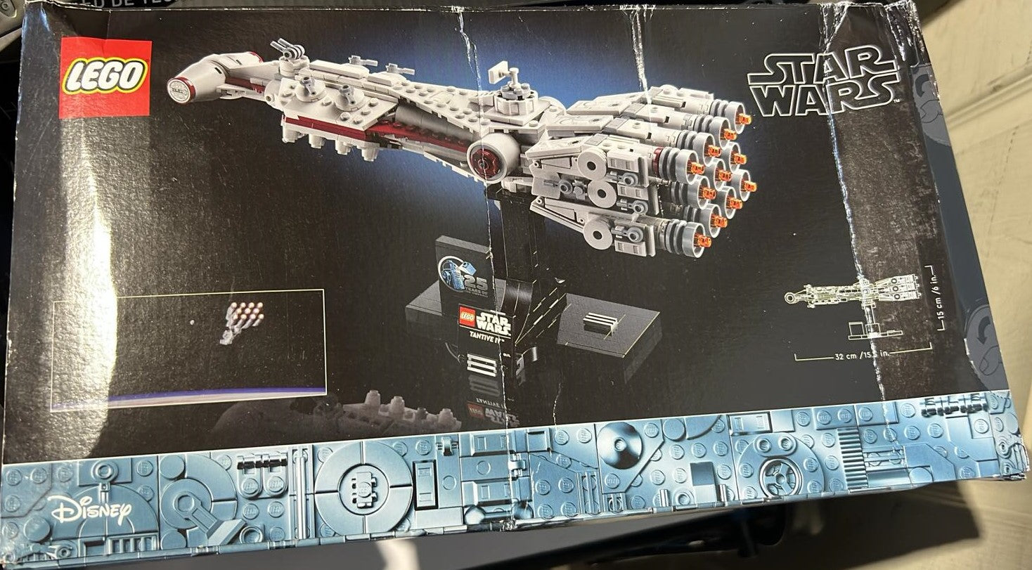 Lego 6470426 Star Wars Tantive IV Build and Display Starship Vehicle