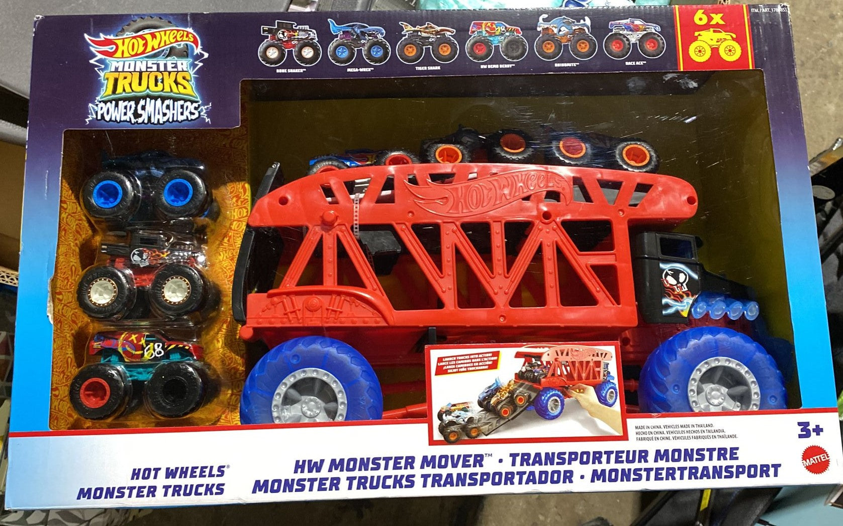 Hot Wheels Monster Truck Boneshaker Hauler with 6 Trucks