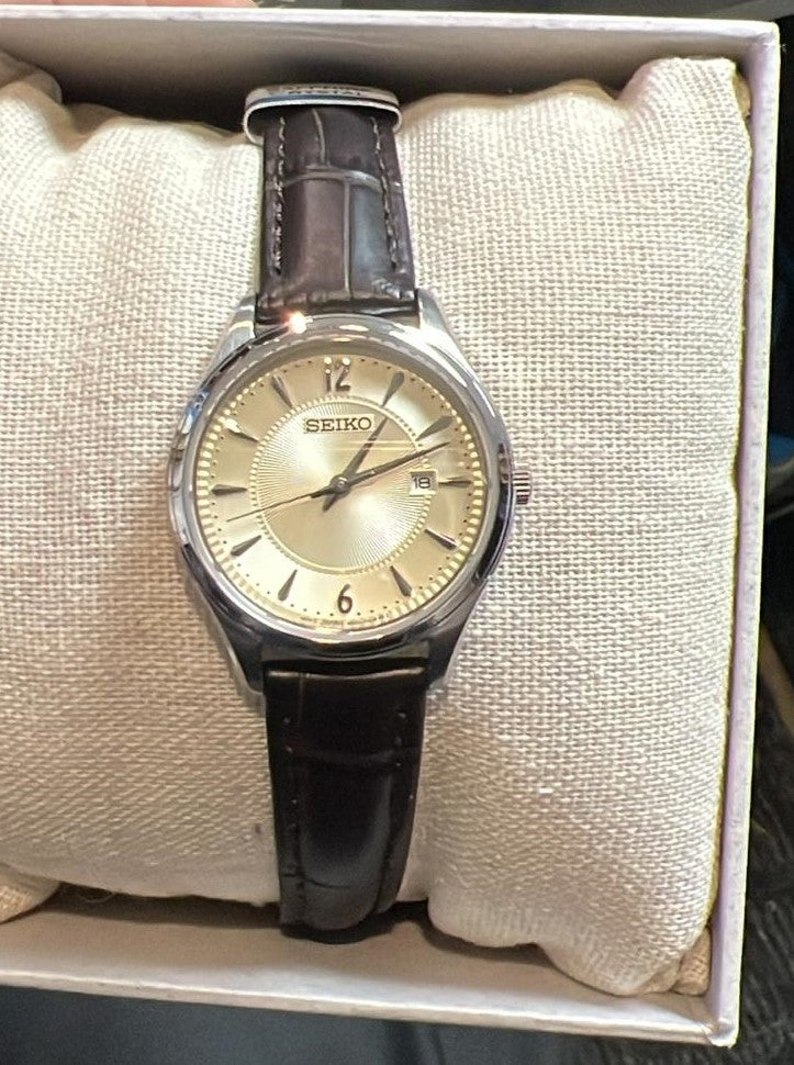 SEIKO LADIES WATCH (SUR427P1)