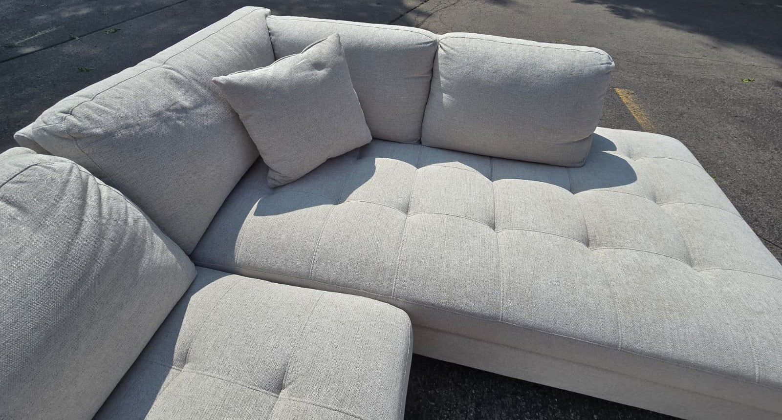 Thomasville Miles Right-hand Facing 3-piece Fabric Sectional with Storage Ottoman, Beige