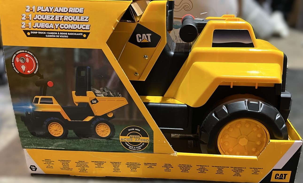 CAT CONSTRUCTION TOY PLAY AND RIDE DUMP TRUCK