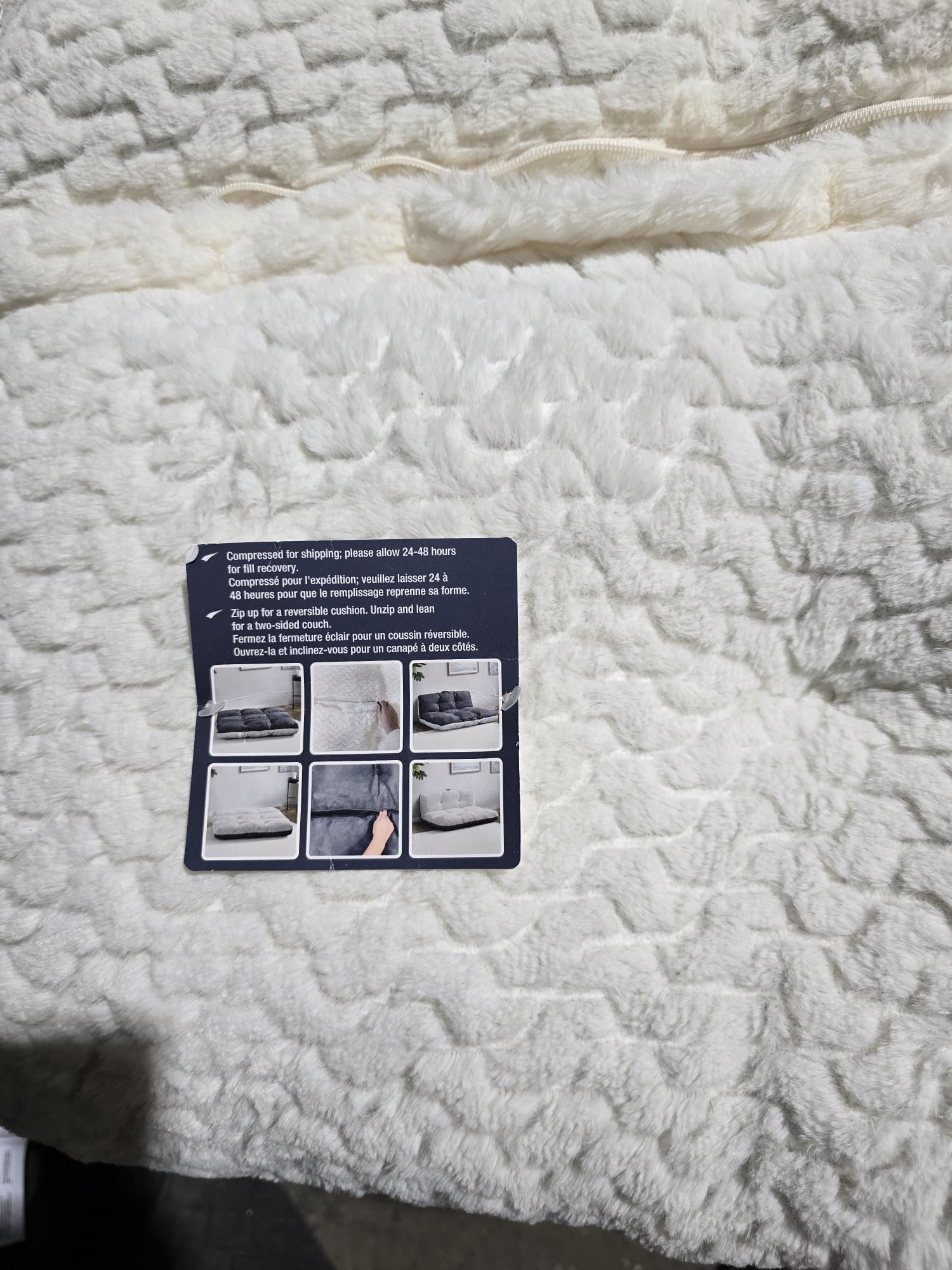 KIRKLAND SIGNATURE SQUARE TUFTED NAPPER 42 x 42