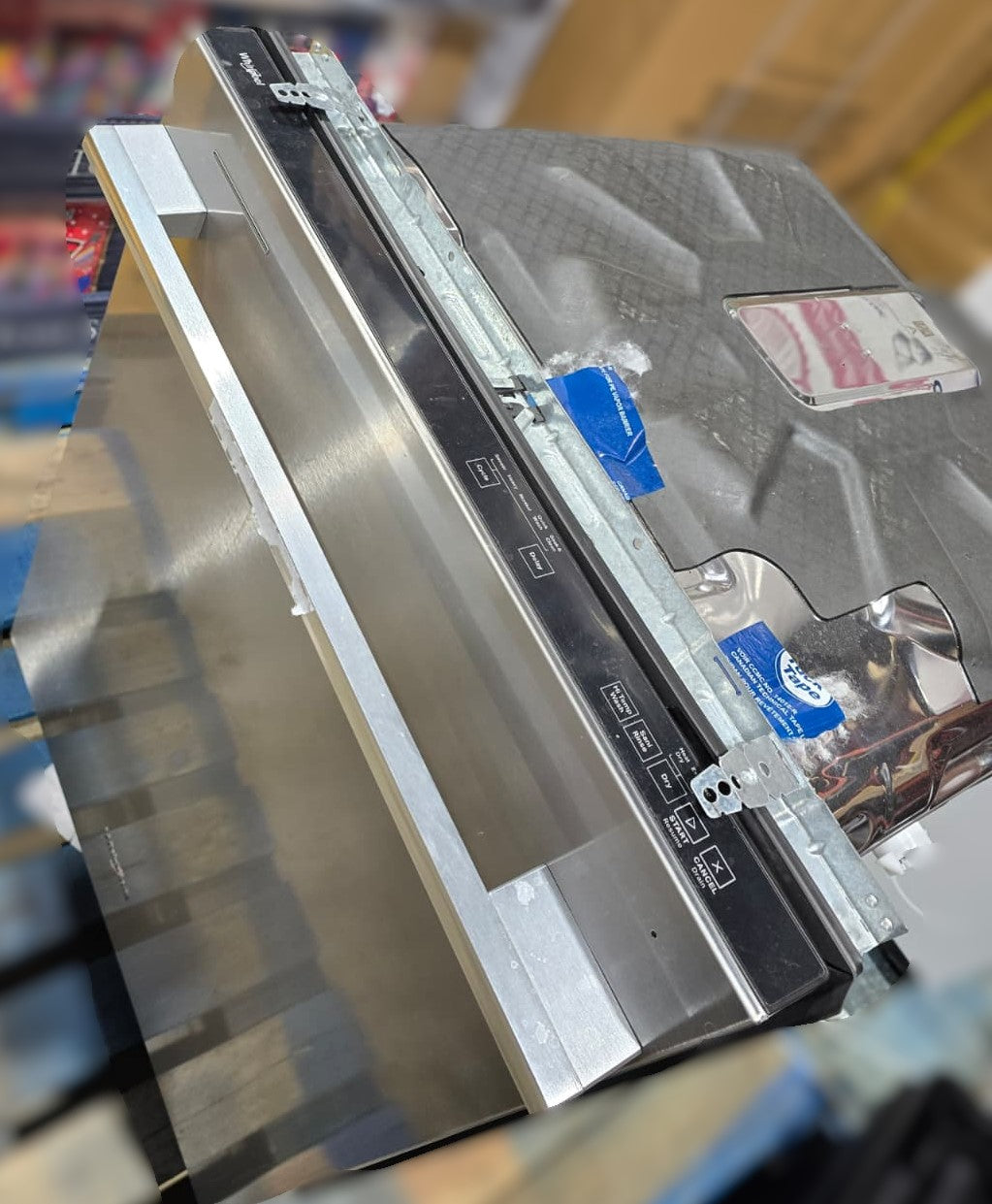 Whirlpool 24in. Stainless Steel Large Capacity Dishwasher