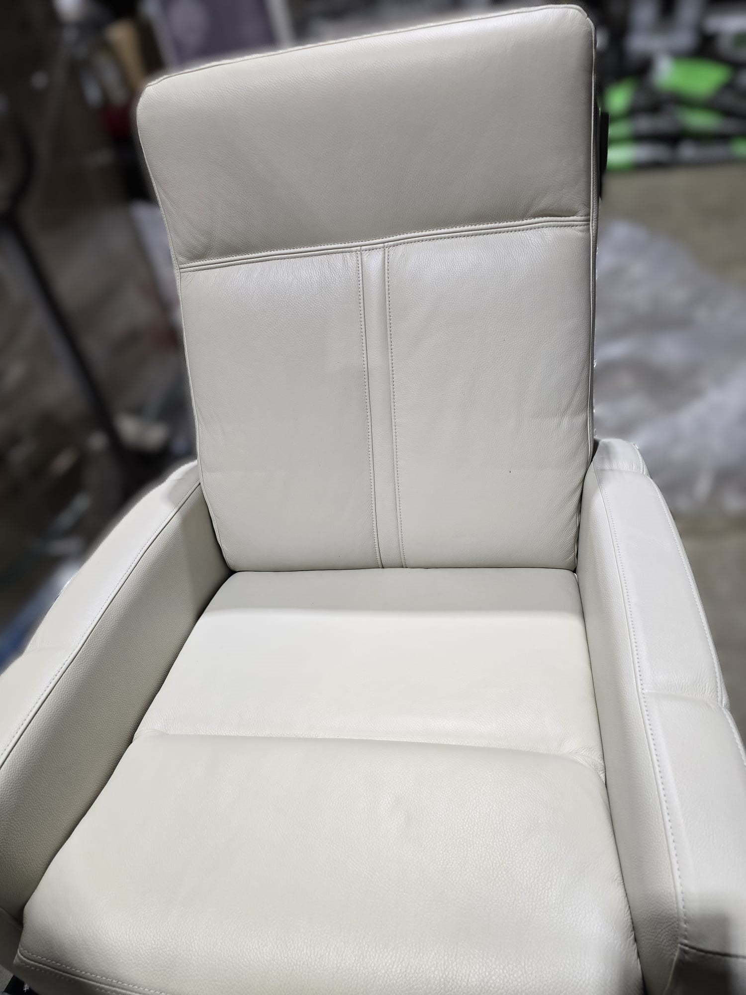Palliser Syracuse Top Grain Leather Power Wall-hugger Recliner