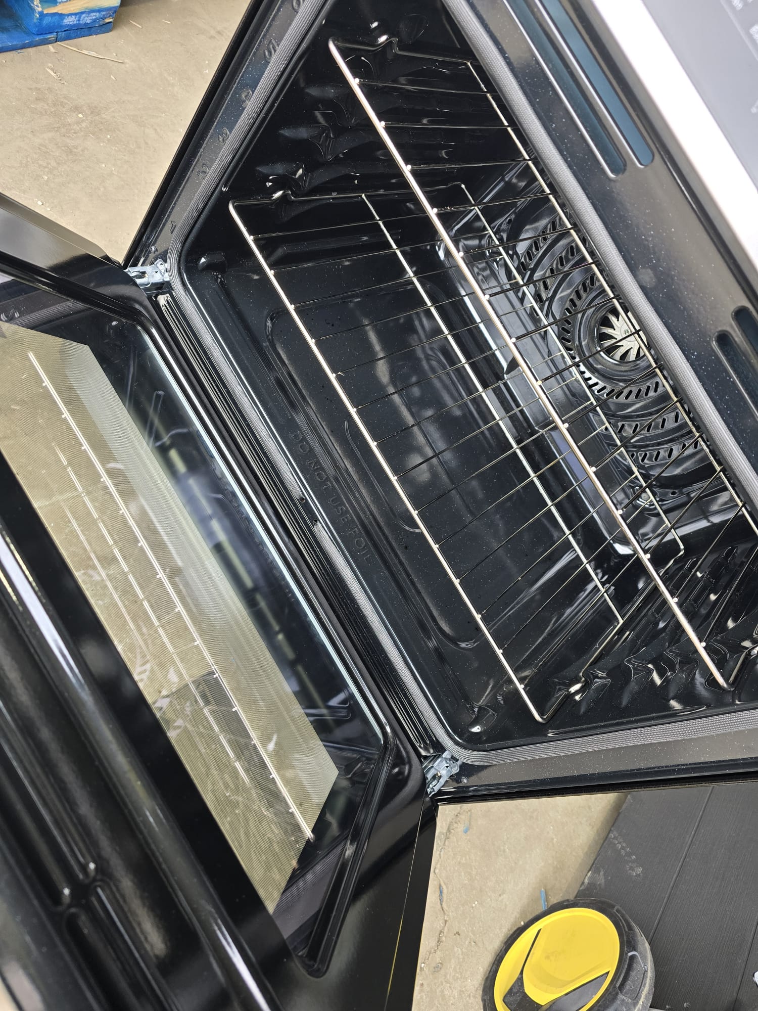 Frigidaire 30 in. 5.3 cu ft. Stainless Steel Freestanding Induction Front Control Range with Air Fry