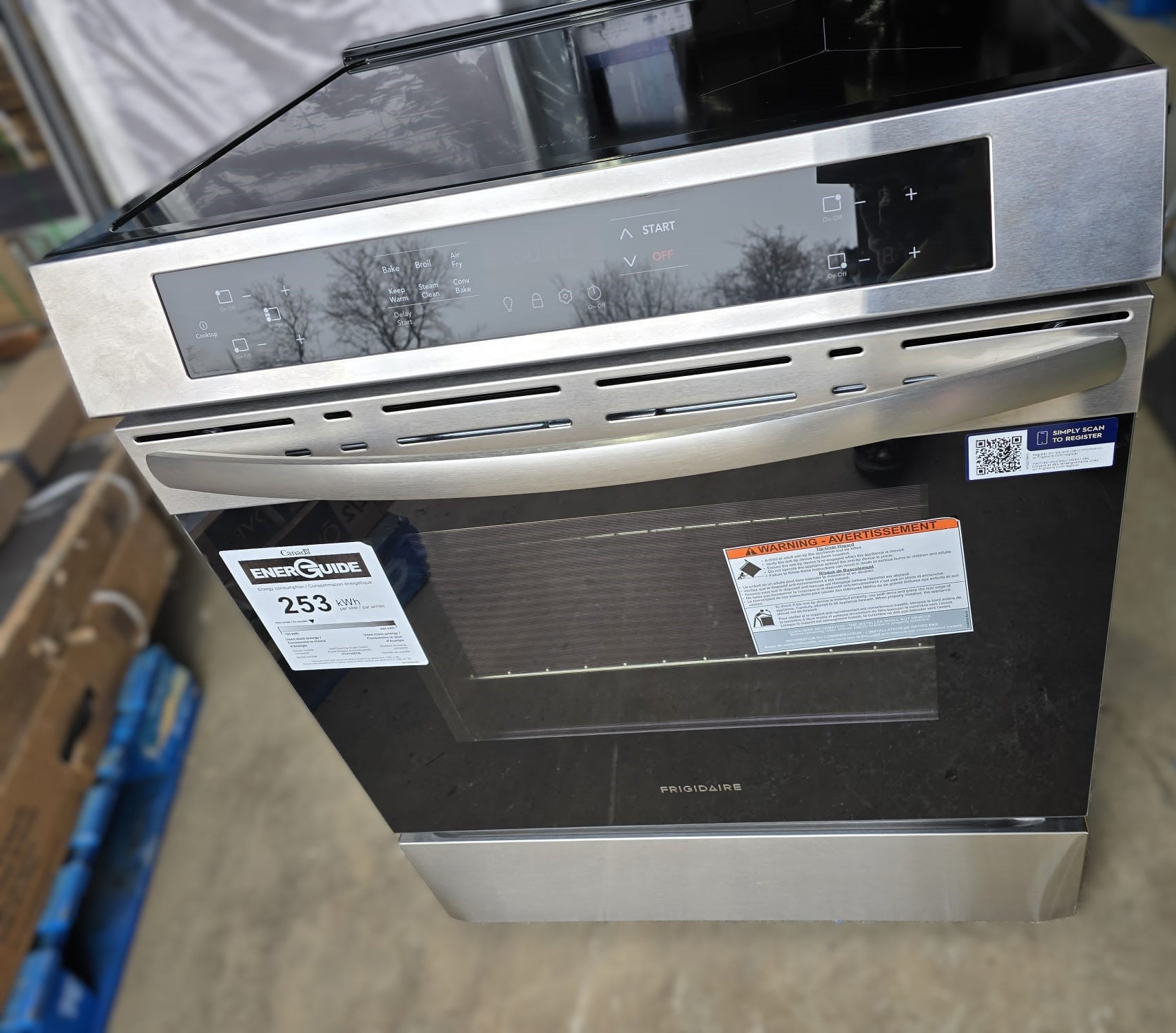 Frigidaire 30 in. 5.3 cu ft. Stainless Steel Freestanding Induction Front Control Range with Air Fry