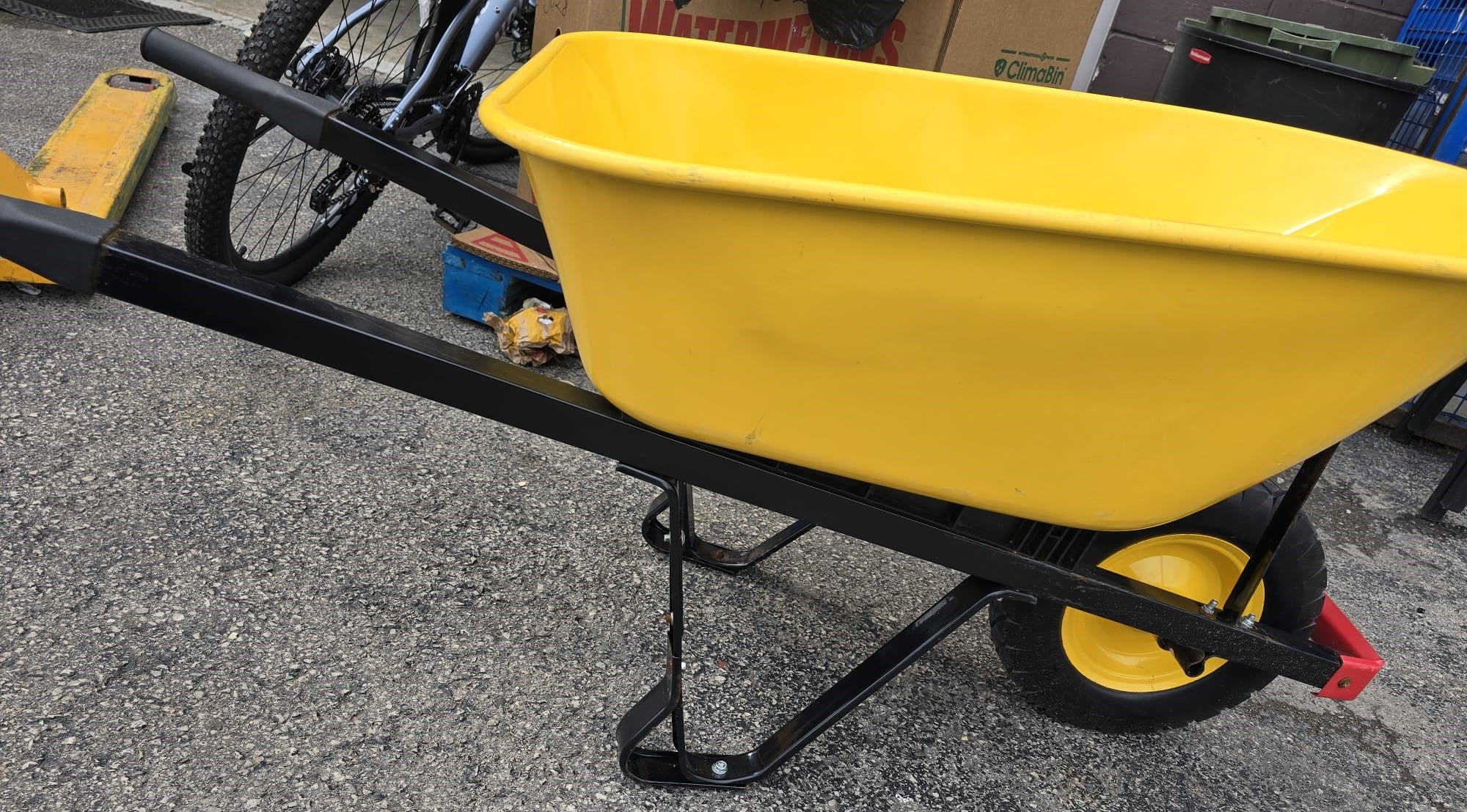 CAT 6 cu ft. Steel Wheelbarrow