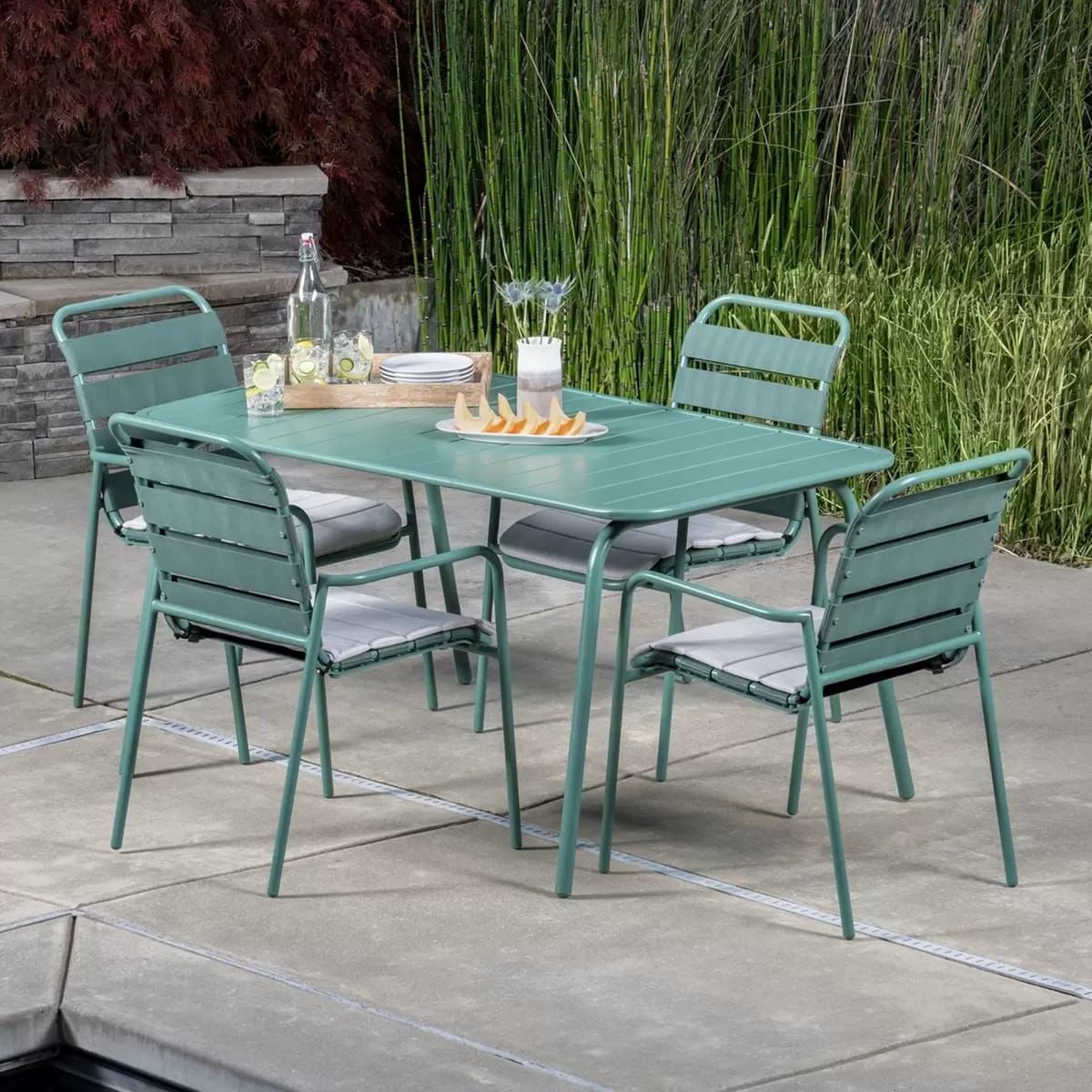 SMOOTH 5PC DINING TABLE SET