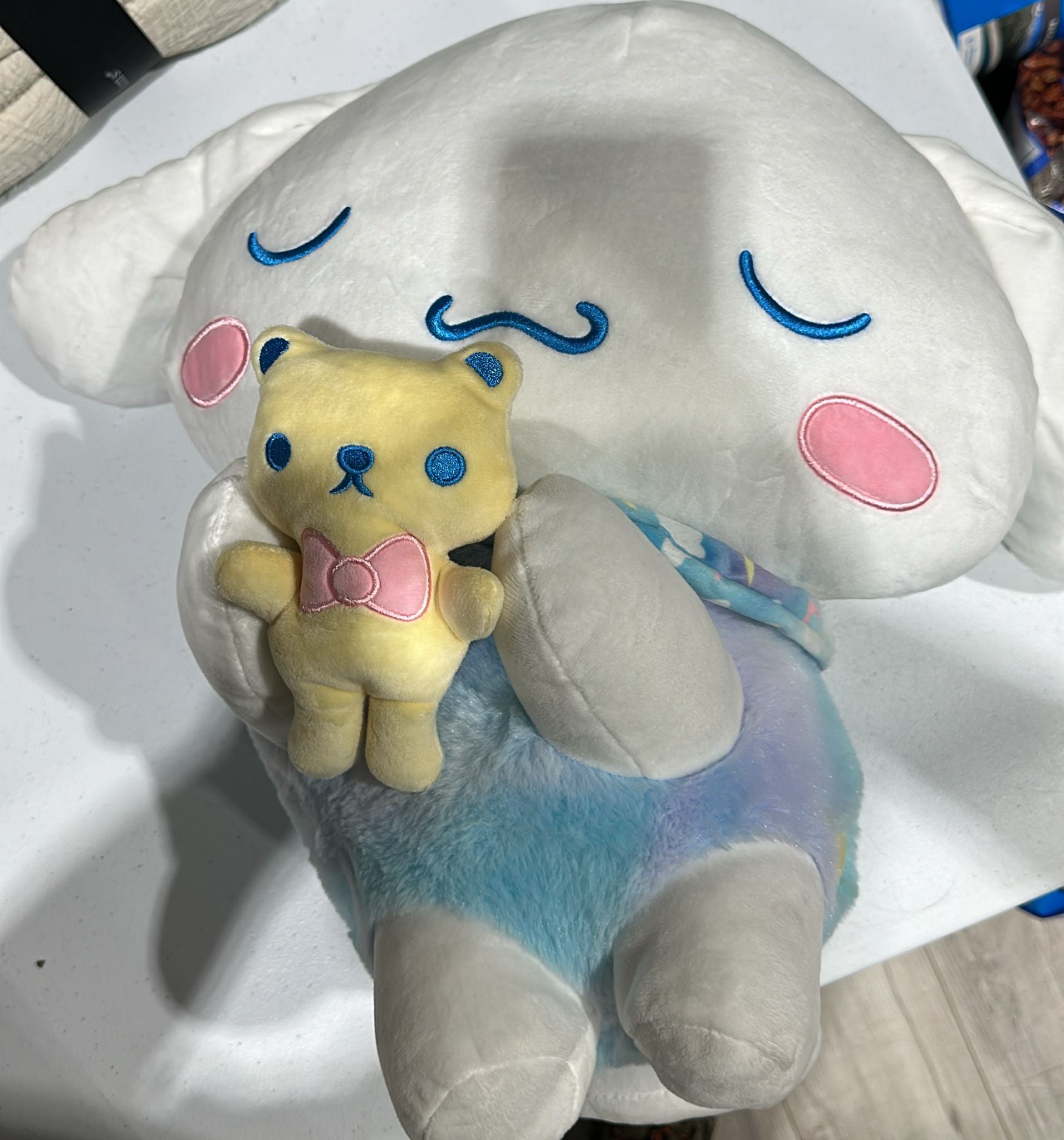 HELLO KITTY 18" SLEEPING PLUSH